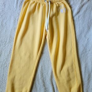 Medium Yellow Aeropostale New York Joggers